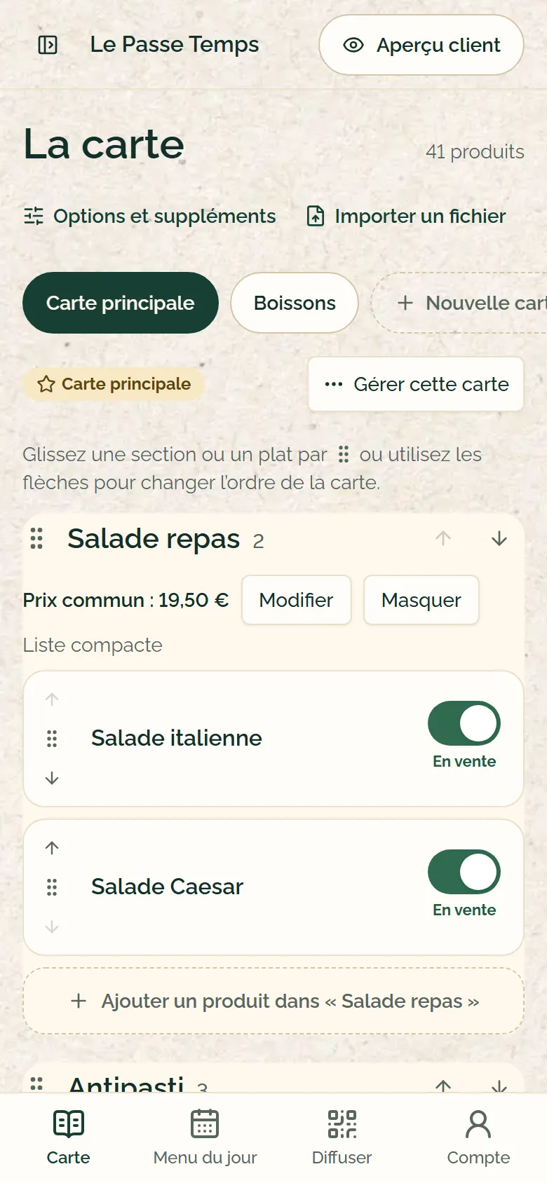 Écran Carte sur téléphone avec la barre de navigation en bas